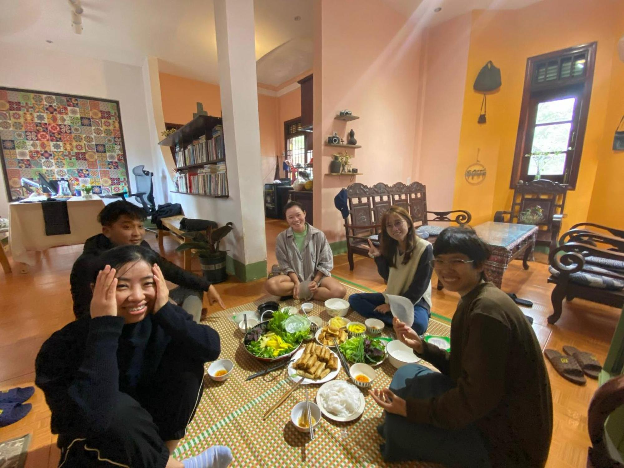 Tron Homestay Kon Von Kla Екстериор снимка